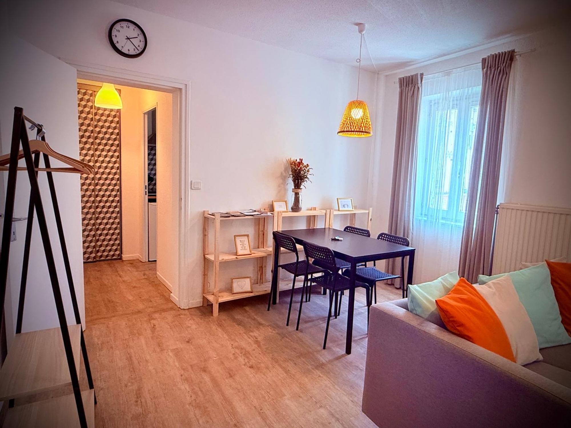 Apartment 50M2-Free Private Parking-Self Check In !! Appartement 50M2 Intramuros-Parking Prive Gratuit-Arrivee Autonome!! Авіньйон Екстер'єр фото